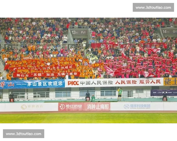 连云港苏超试训启动,重庆学子焦煜桀:跨越千里的足球梦